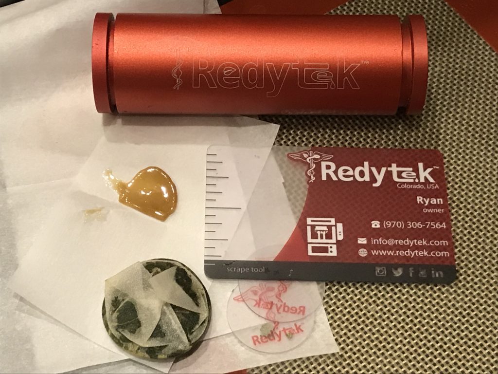 Turning Hobbs Dispensary flower into gold solventless concentrate using Rosin technique and Redytek rosin press New Mexico